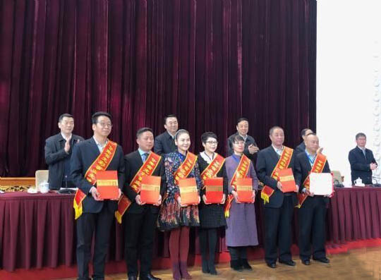 兰州拉斯维加斯游戏3499集团总裁朱全祖荣获甘肃省“光彩事业先进个人”荣誉称号